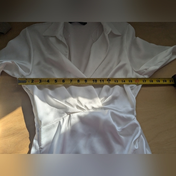 ZARA white Silk Texture Short Dress Size XS Size Zipper Long Sleeves - Picture 11 of 13